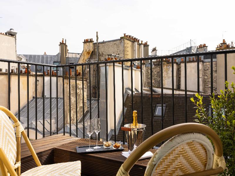 Hotel Le 6 Tiquetonne image