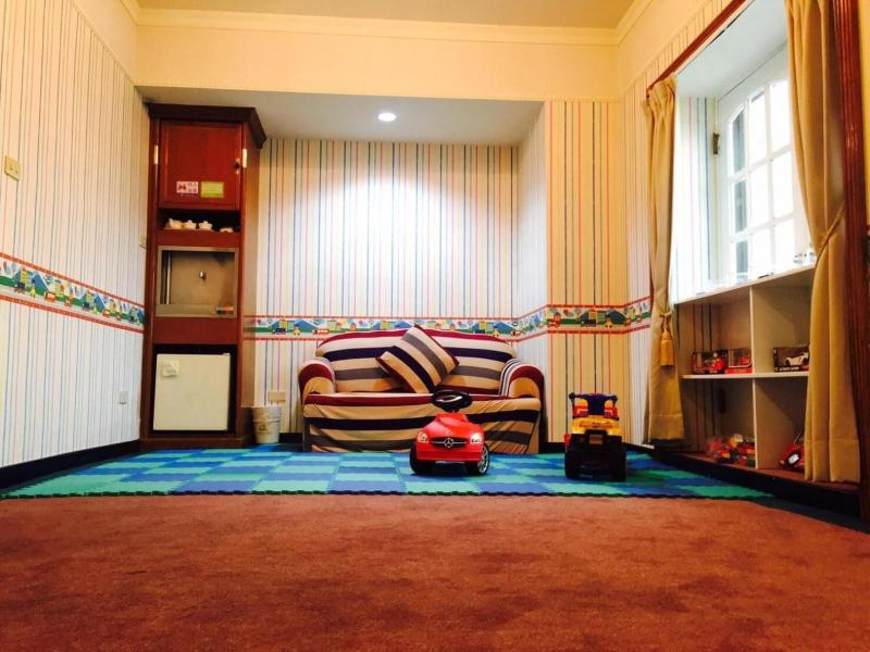 Tapeng Bay Holiday Hotel image