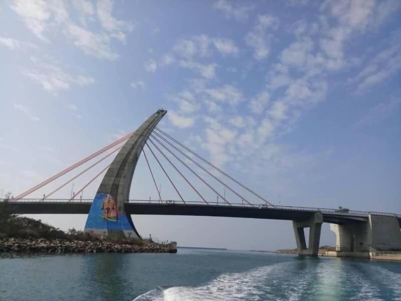 Tapeng Bay Holiday Hotel image