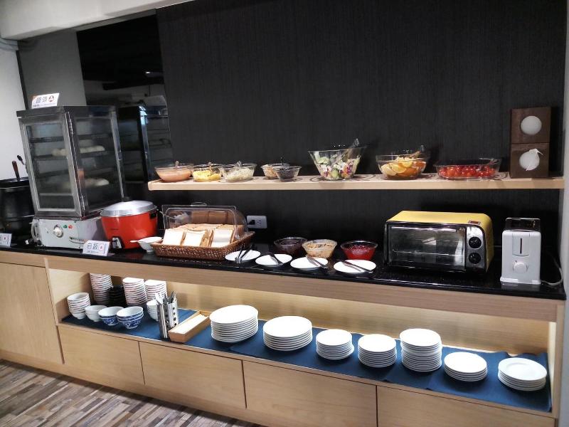 Tapeng Bay Holiday Hotel image
