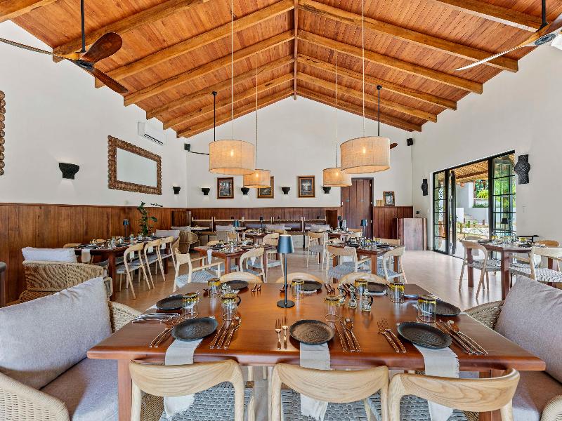 Sleeping Giant Rainforest Lodge image