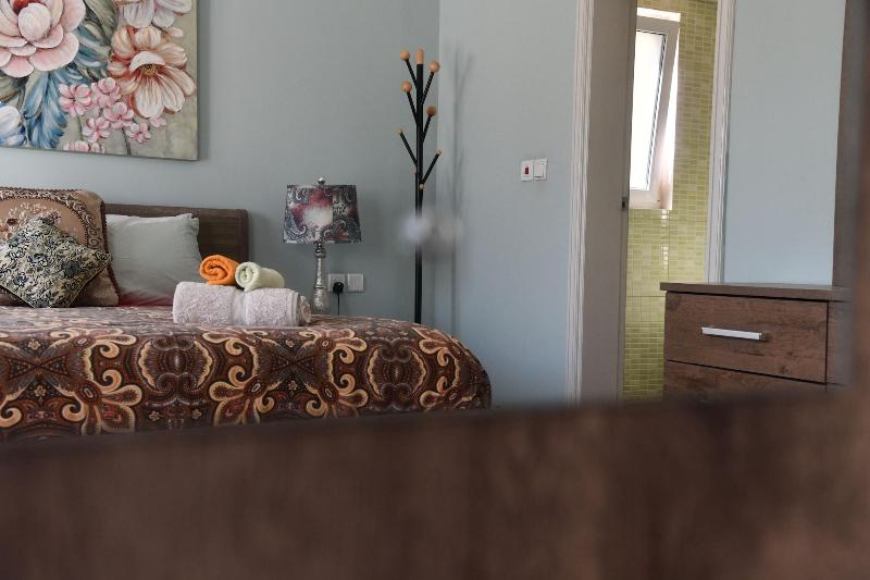 Behlys Boutique image