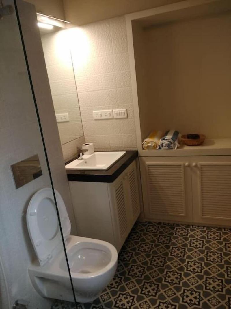 5/4 - Calcutta's freshest BnB image