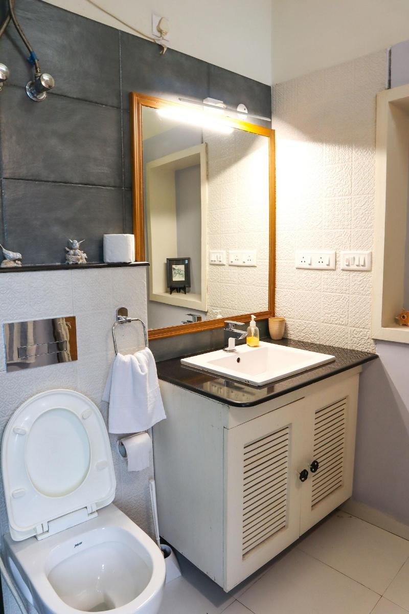 5/4 - Calcutta's freshest BnB image