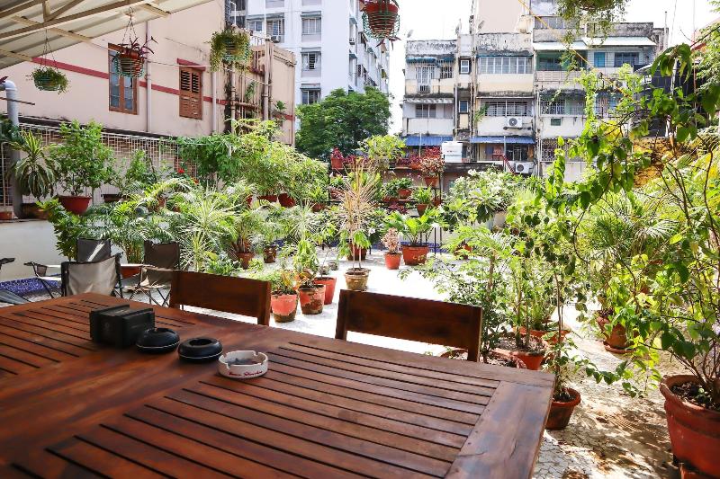 5/4 - Calcutta's freshest BnB image