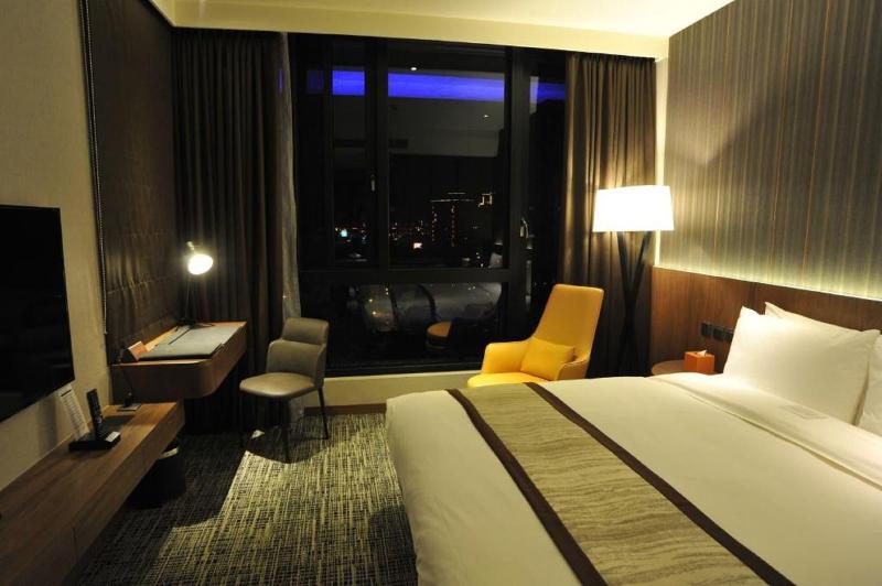 Hotel In image