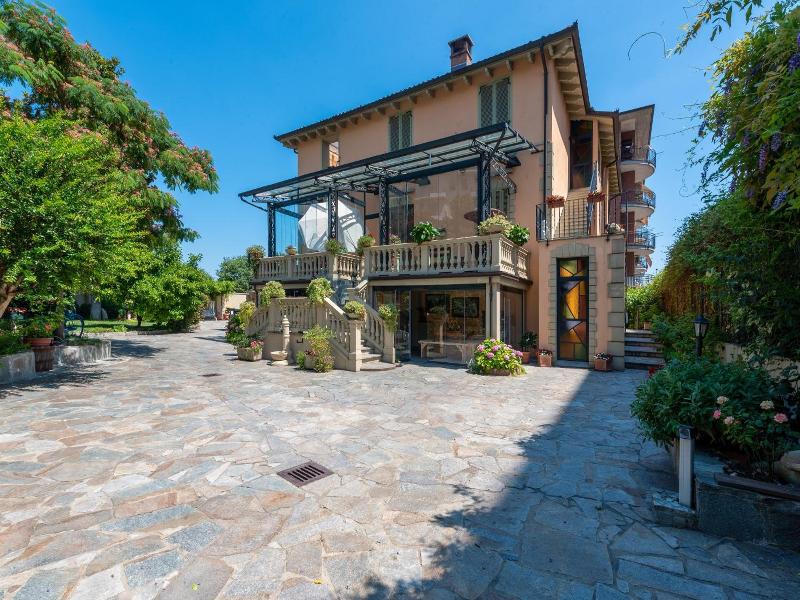 Villa Mery image