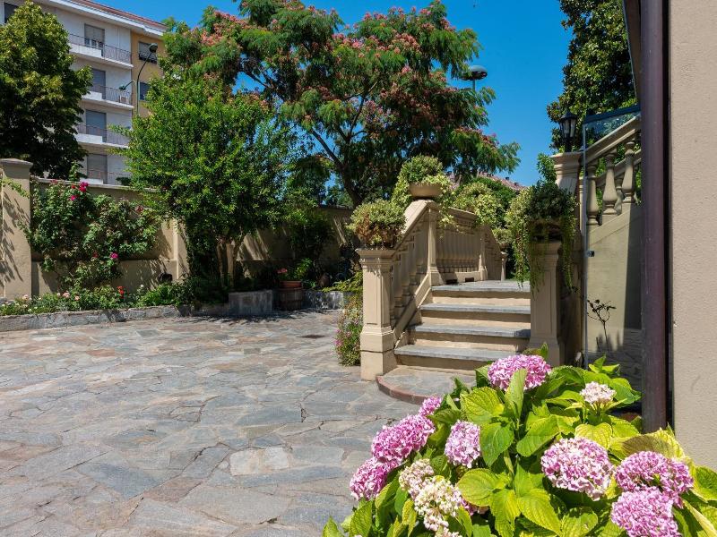 Villa Mery image