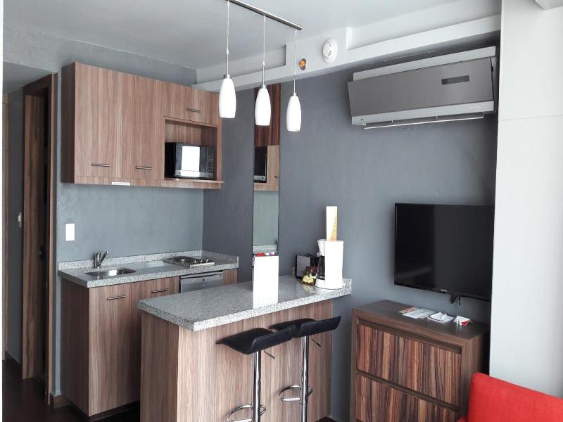 Hotel Block Suites image
