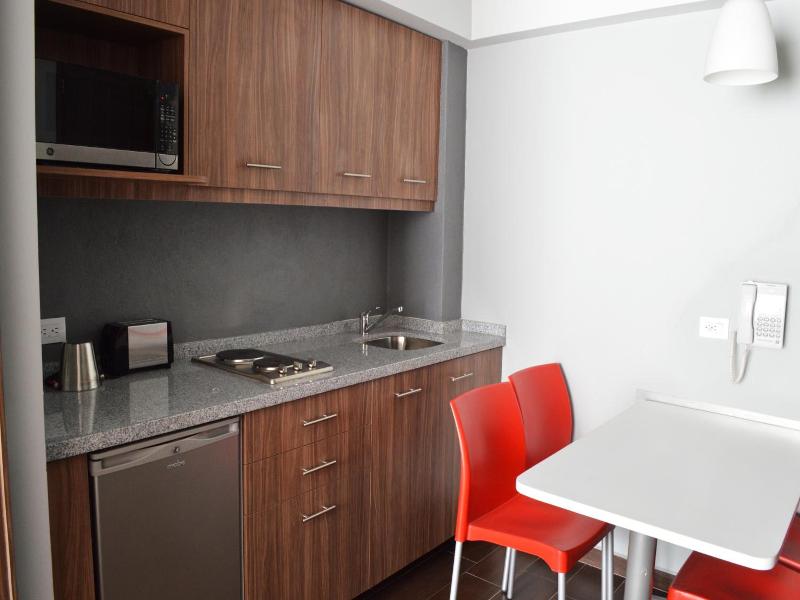 Hotel Block Suites image