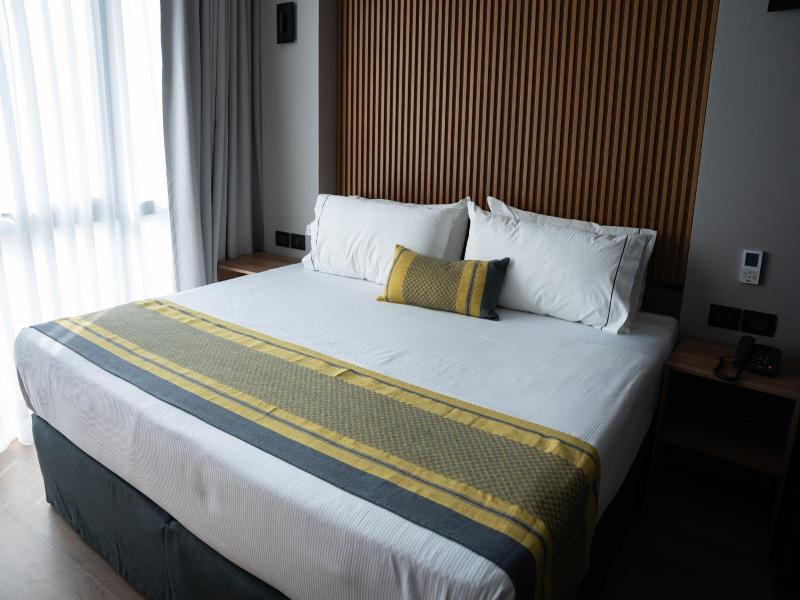 Hotel Block Suites image