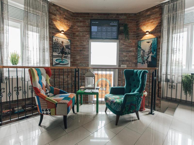 Palmers Lodge Hostel image