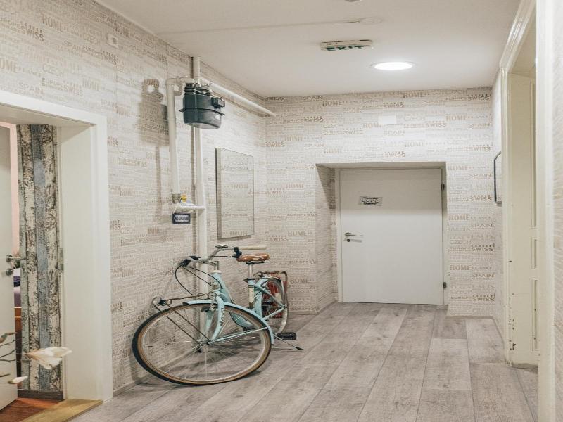 Palmers Lodge Hostel image