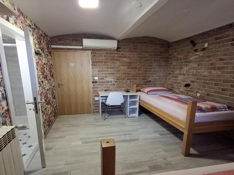Palmers Lodge Hostel image