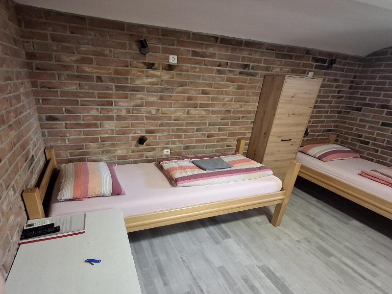 Palmers Lodge Hostel image