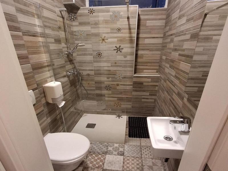 Palmers Lodge Hostel image