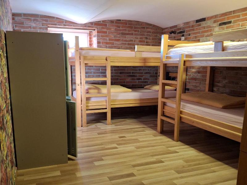 Palmers Lodge Hostel image