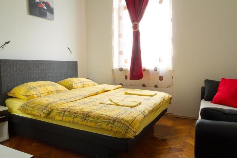 Palmers Lodge Hostel image