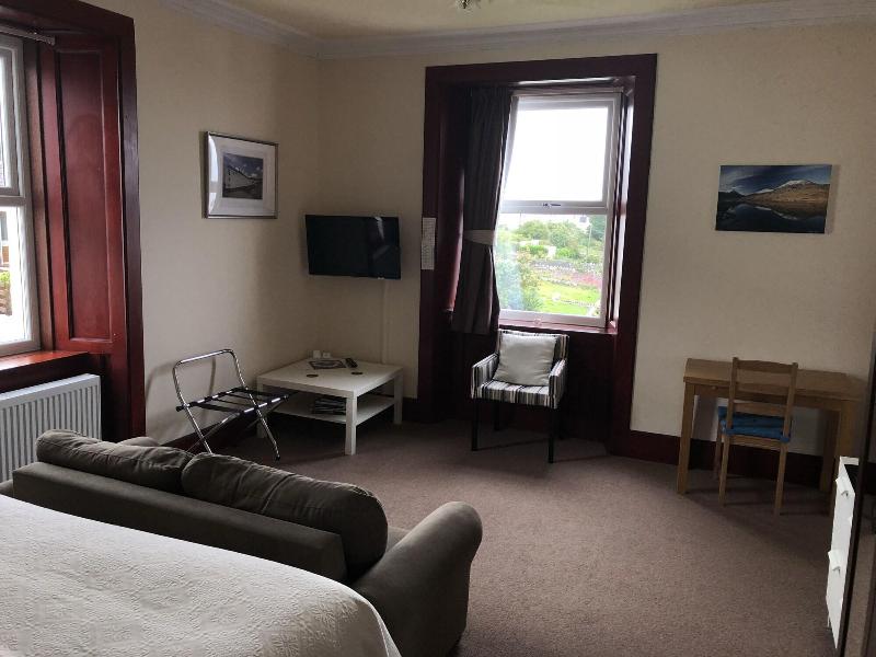 The Bowmore House Bed & Breakfast image