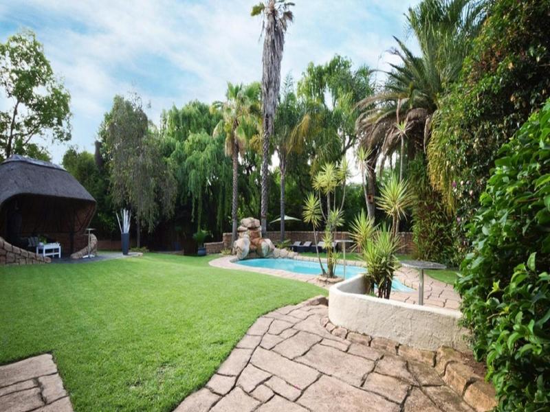 Villa Schreiner Guest House image