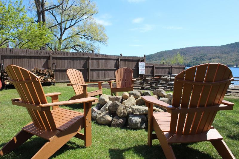 Sundowner On Lake George image