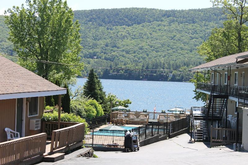Sundowner On Lake George image