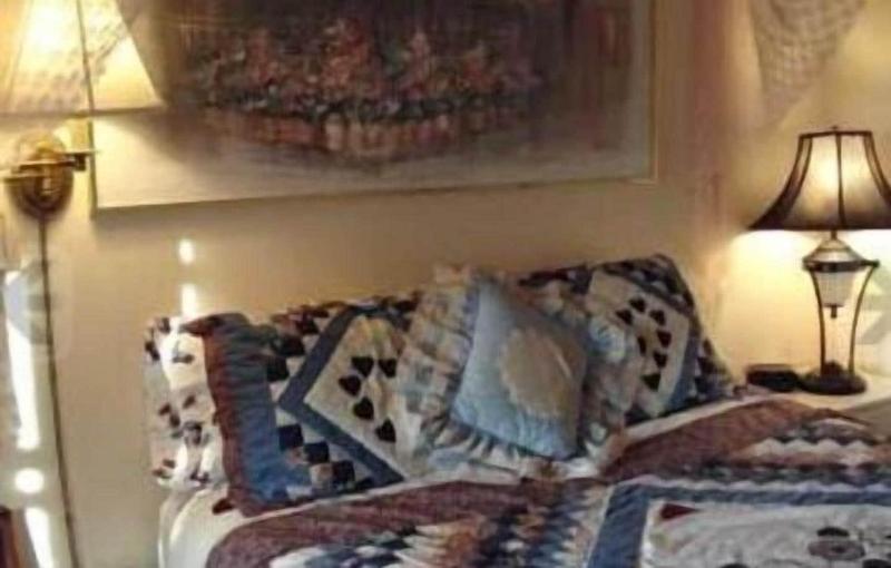Breyhouse Bed And Breakfast Inn — photo 2