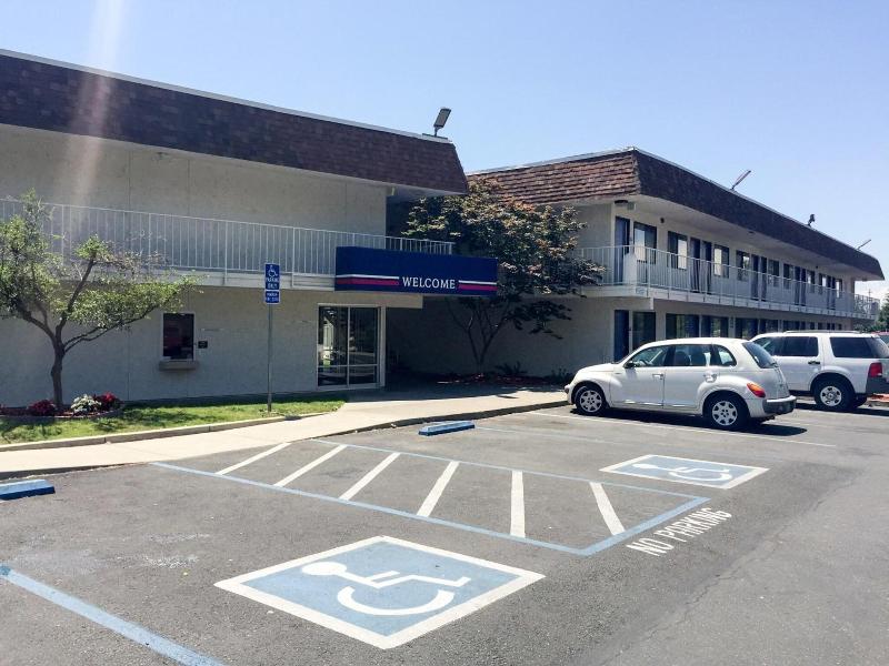 Motel 6 Oroville, CA image