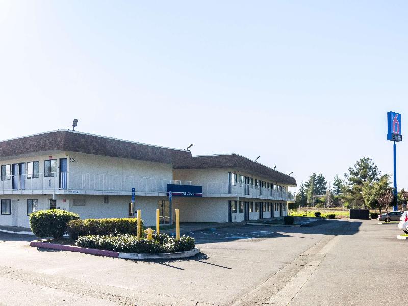 Motel 6 Oroville, CA image