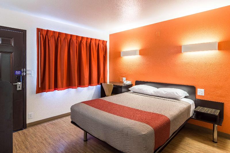 Motel 6 Oroville, CA image