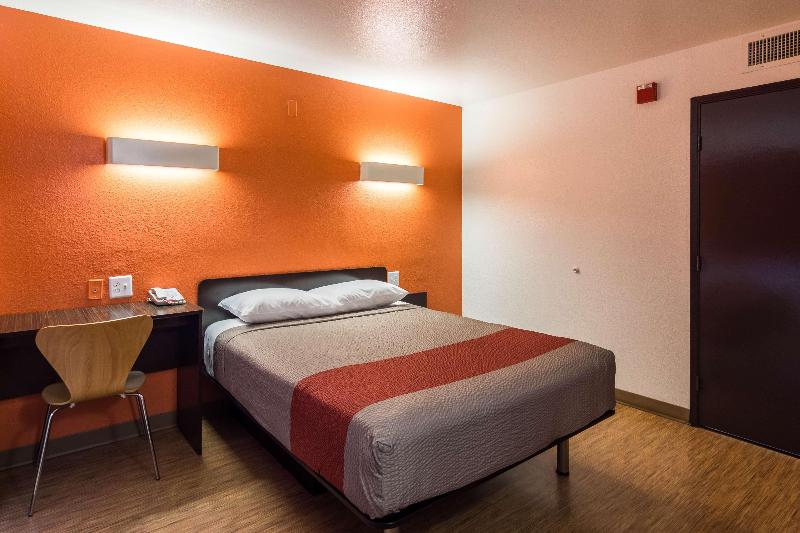Motel 6 Oroville, CA image