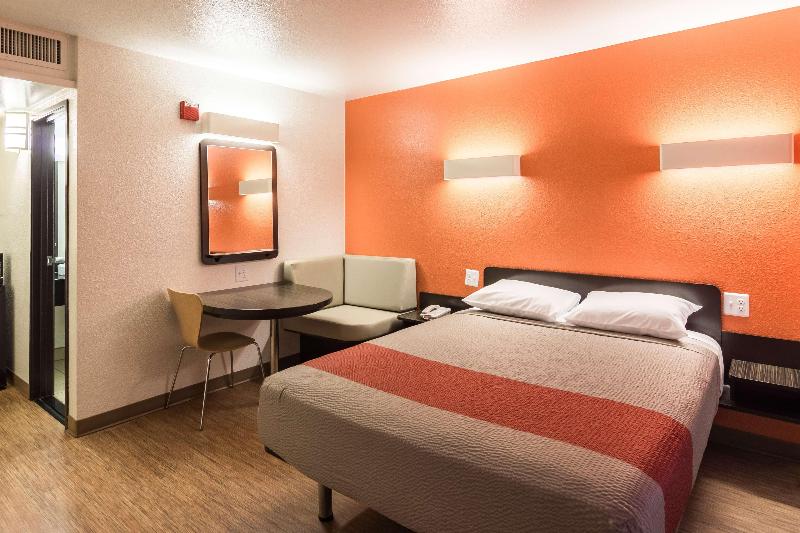Motel 6 Oroville, CA image