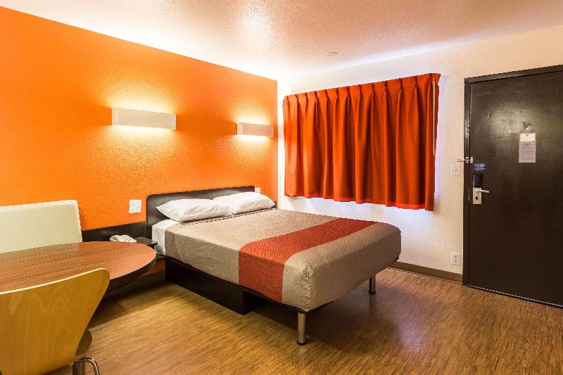 Motel 6 Oroville, CA image