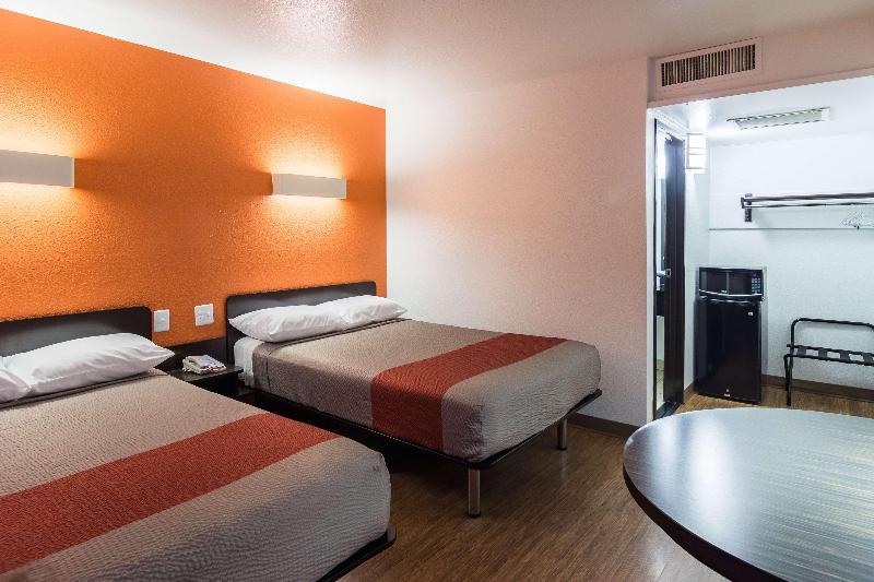 Motel 6 Oroville, CA image