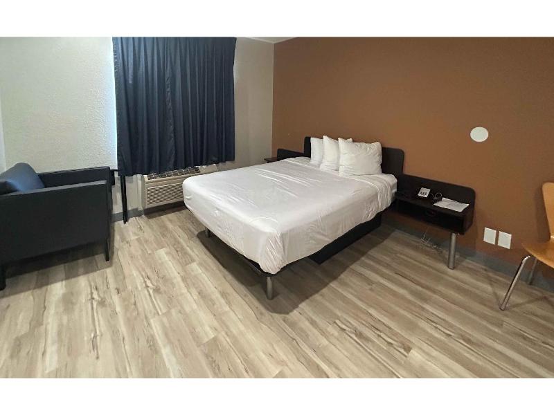 Studio 6 Suites Cameron Park, CA - Folsom image