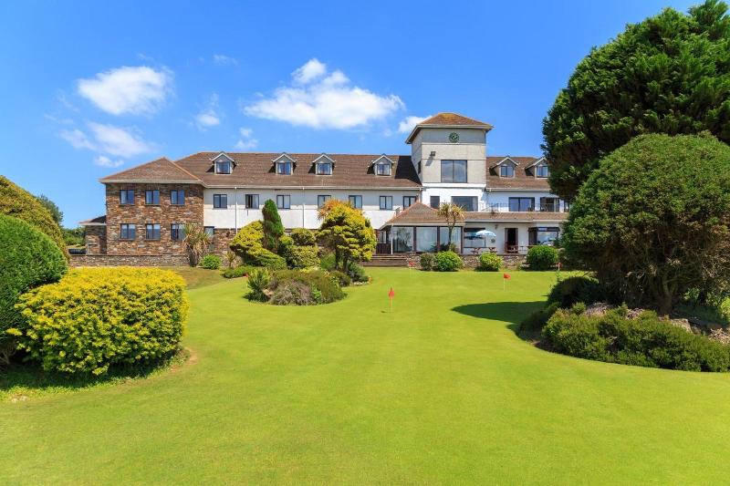 Bowood Park Hotel image