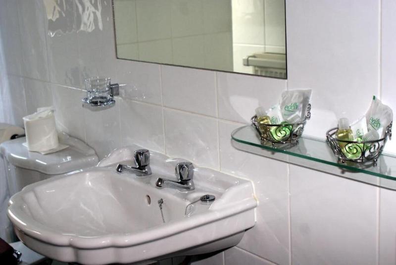Bowood Park Hotel image