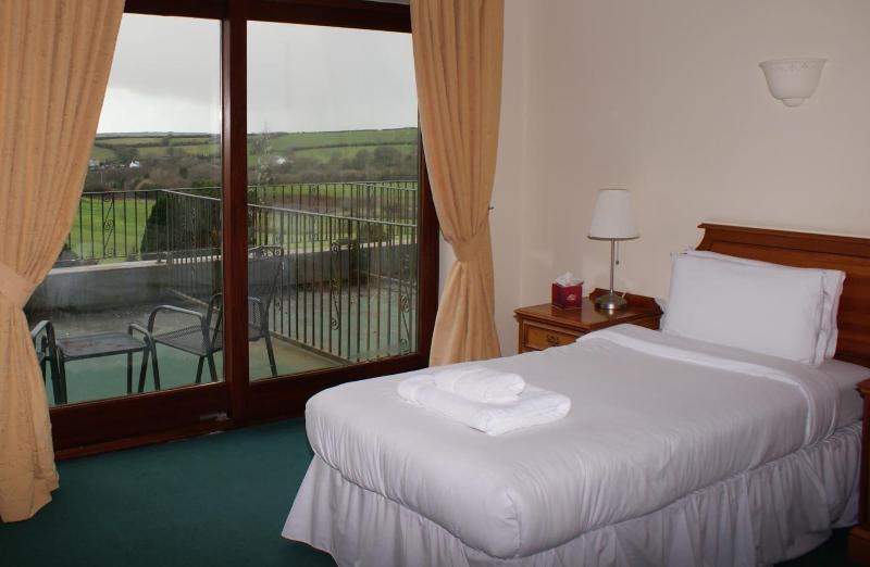 Bowood Park Hotel image
