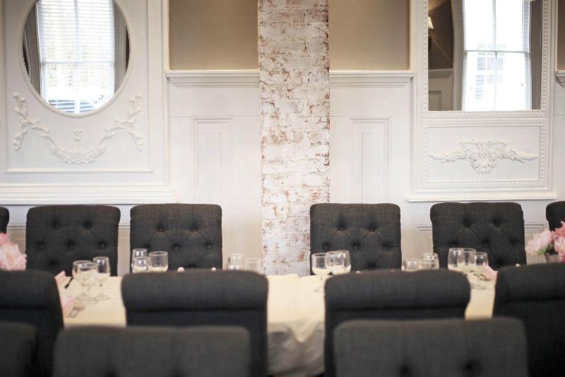 Hotel Laurance image