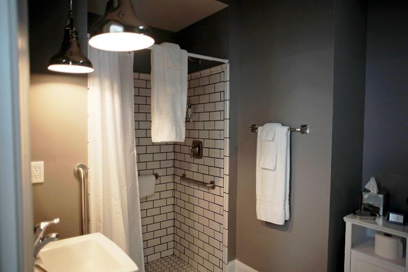 Hotel Laurance image