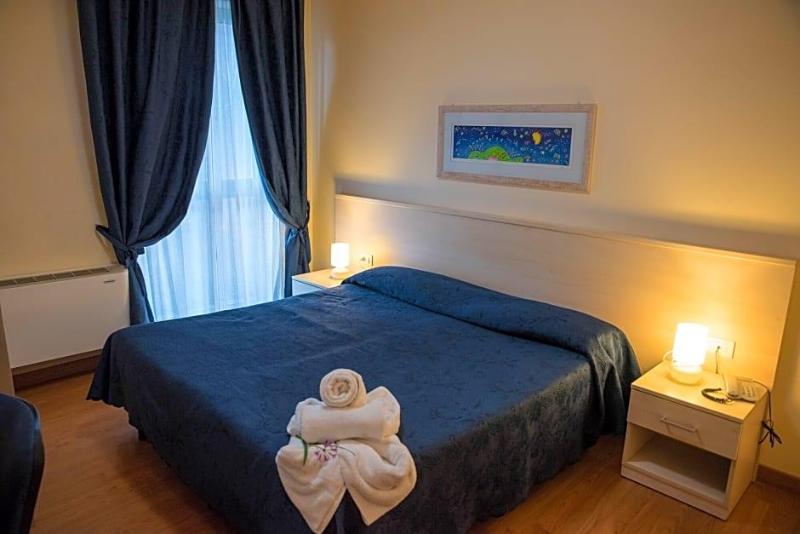 Break House Hotel image