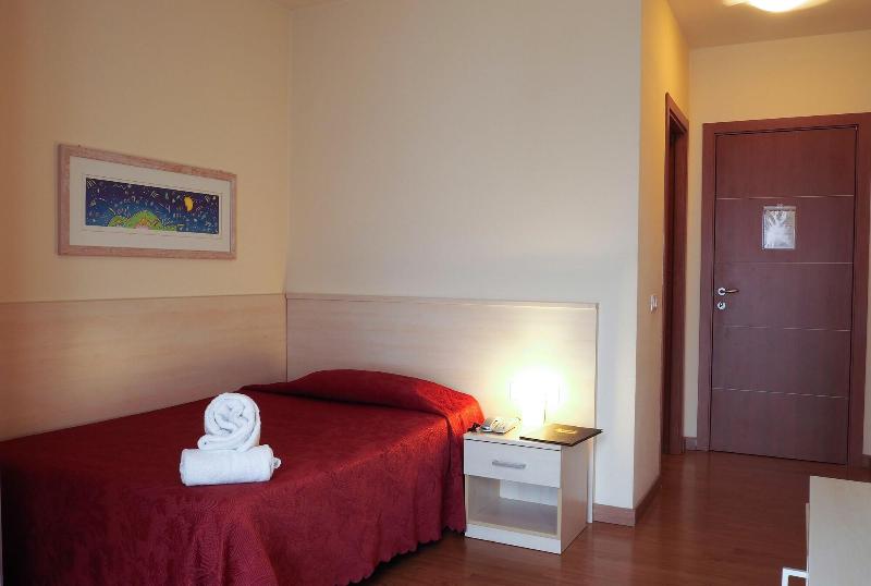 Break House Hotel image