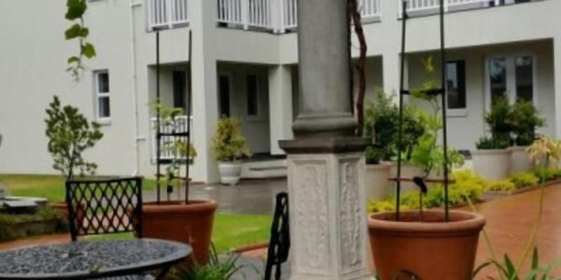 Bright On 5Th Guest House image