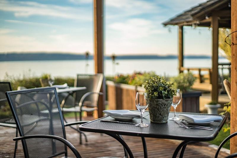 Camano Island Inn image