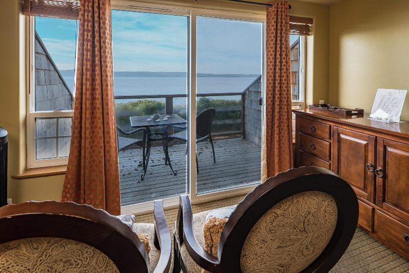 Camano Island Inn image