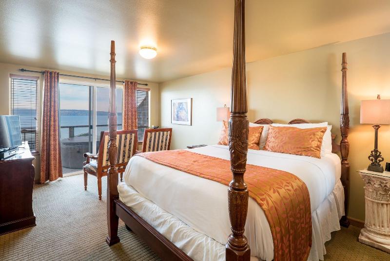Camano Island Inn image