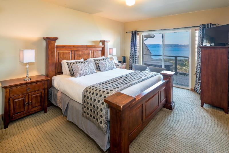 Camano Island Inn image