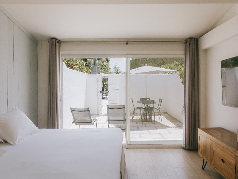 Mas de la Fouque Hôtel & Spa image