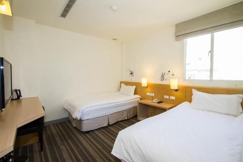Haifu Hotel & Suites image