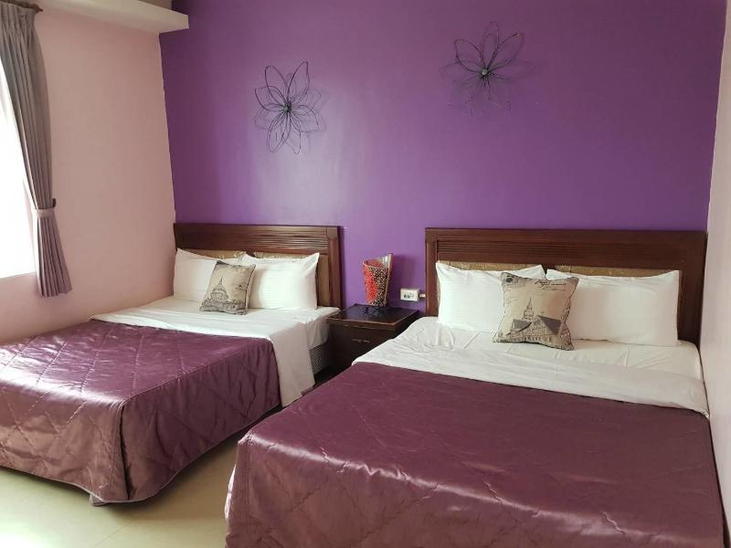 Crescent Bay Inn image